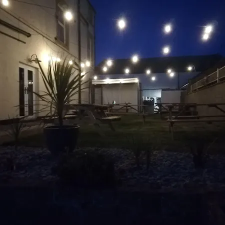 מלון The Captain Cook