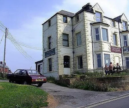 The Captain Cook 3*