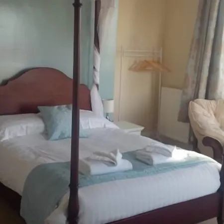 The Captain Cook Hotel