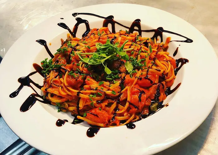 The Captain Cook Hotel 4*