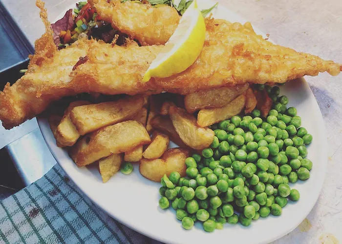 The Captain Cook Hotel 4*