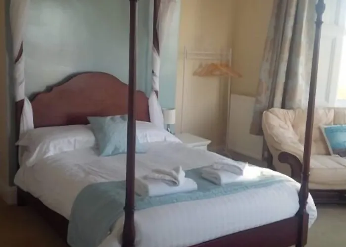 The Captain Cook Hotel